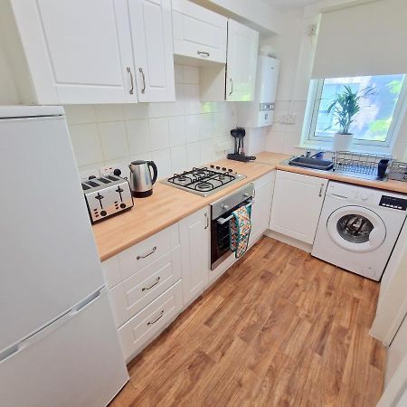 ロンドンFlat In Battersea, 5 Minutes From Clapham Junction Stationアパートメント エクステリア 写真